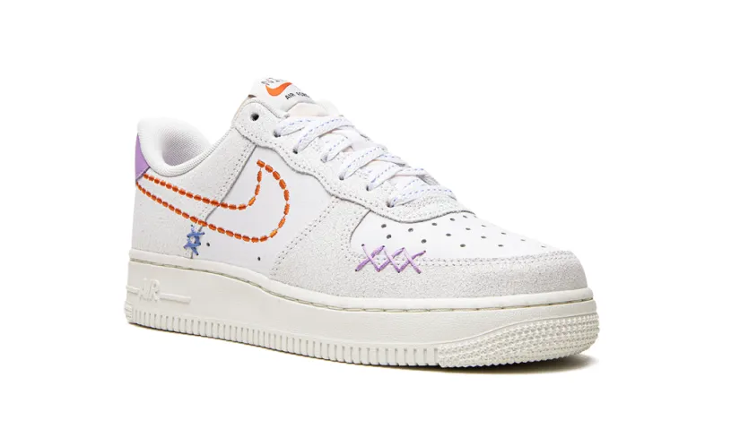Nike Lifestyle AIR FORCE 1 '07 SE MNS WMNS 'Nike 101'